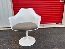 Fauteuil Tulip par Eero